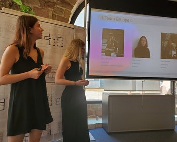 Die Preisträgerinnen beim Architektur-Wettbewerb Neustadt: Katrin Baumert, Lisa Limbach und Anna Zehnbauer.