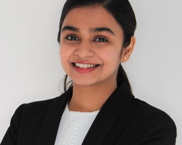 Tanmayee Jahagirdar, Studentin im Studiengang International Management and Leadership, war als Werkstudentin bei BOSCH.
