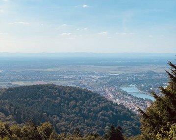 Der Blick vom Königstuhl auf Heidelberg lohnt sich!